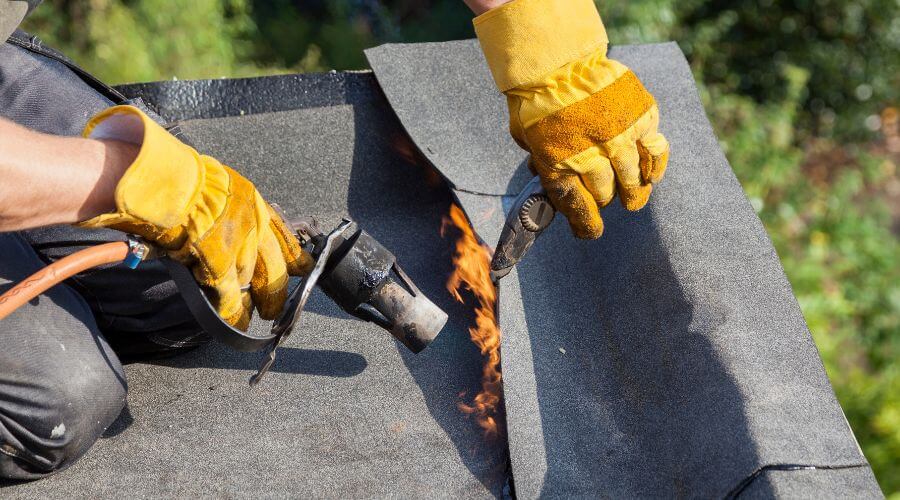 Professional flood damage restoration services in Farmington, AR